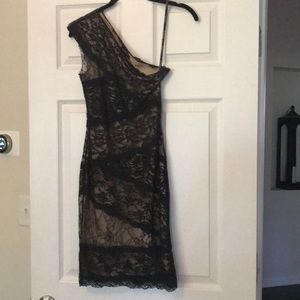 Bebe lace dress